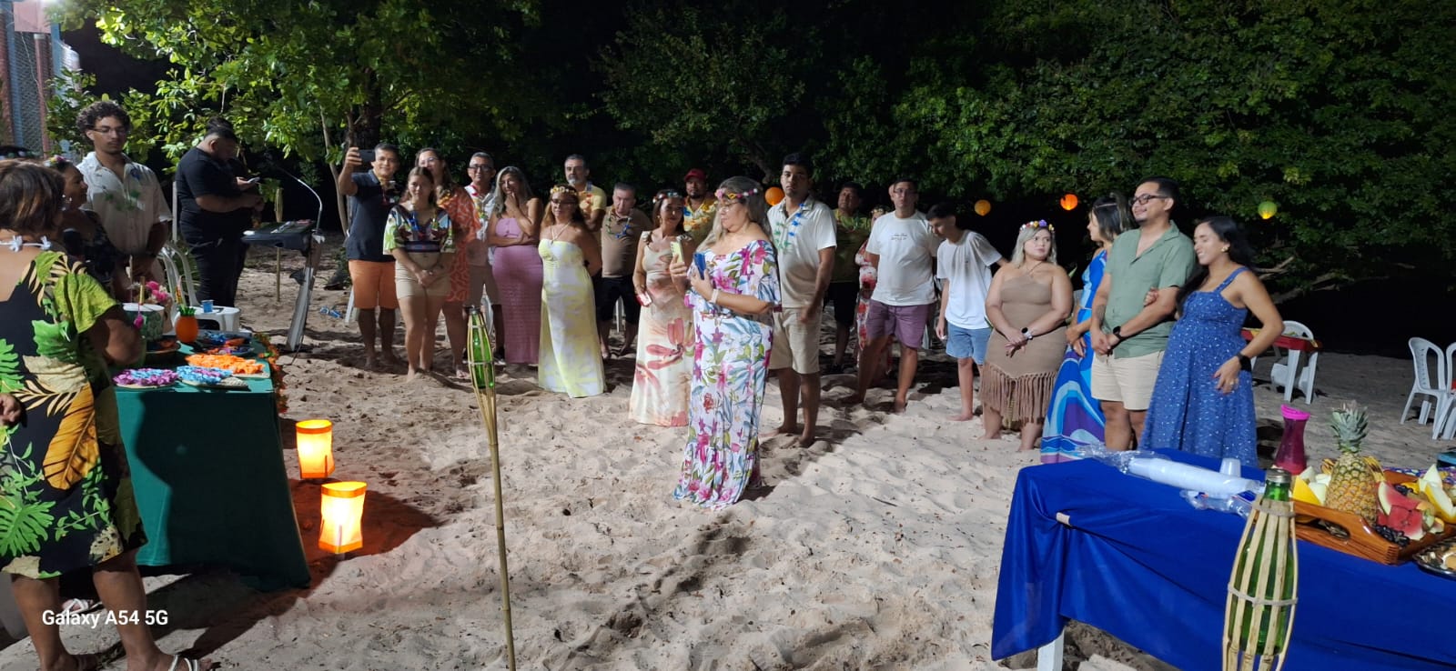 Evento à noite na praia do Sossego do Tapajós